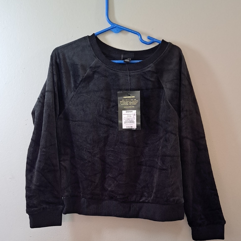 Art Class Black Crewneck Sweater Velour Texture